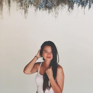 Meet your Posher, Hana